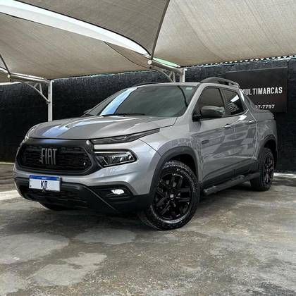 FIAT TORO 2.0 16V TURBO DIESEL ULTRA 4WD AT9 FIAT TORO 2.0 16V TURBO DIESEL ULTRA 4WD AT9